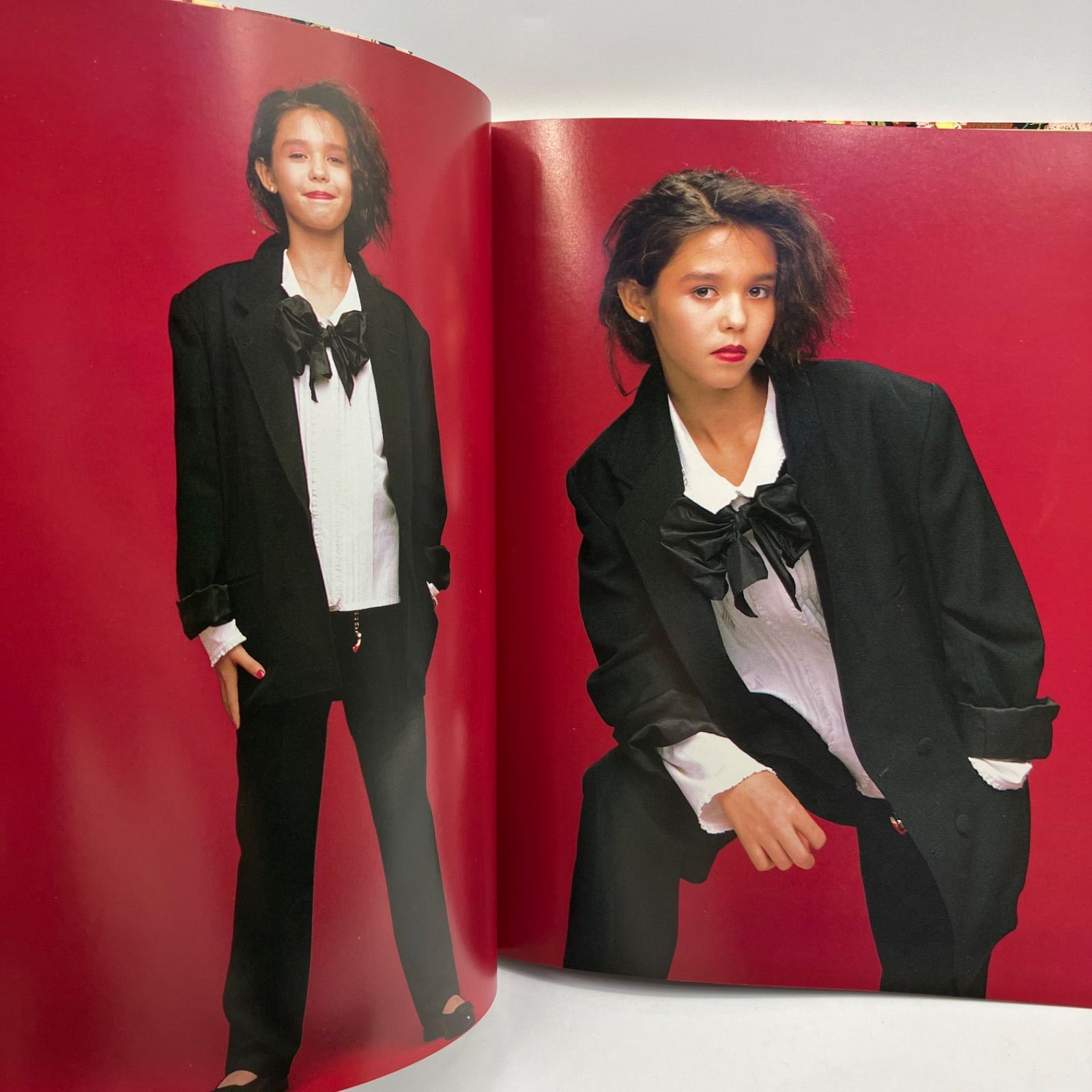 A3-4【レトロ本】 金子功のワンピース絵本 ONE PIECE DRESSES 海外