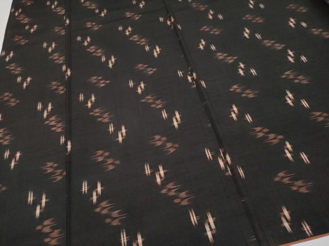 平和屋本店○極上 国指定重要無形文化財 本場久米島紬 手織 証紙付き