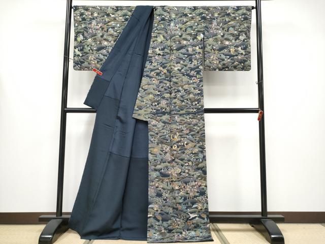 ● 上 中国三大刺繍 スワトウ相良刺繍 総刺繍 小紋 動物吉祥文 濃紺地 金糸 反端付き s 6