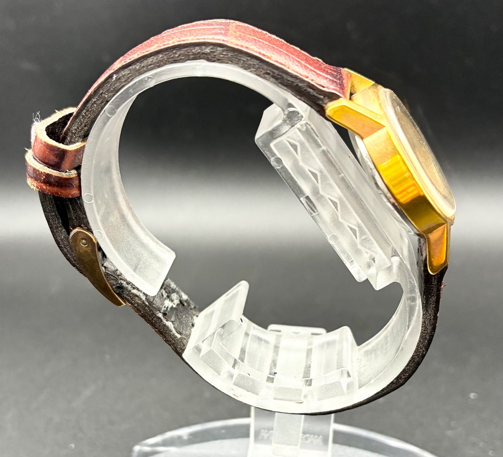 手巻き式 腕時計