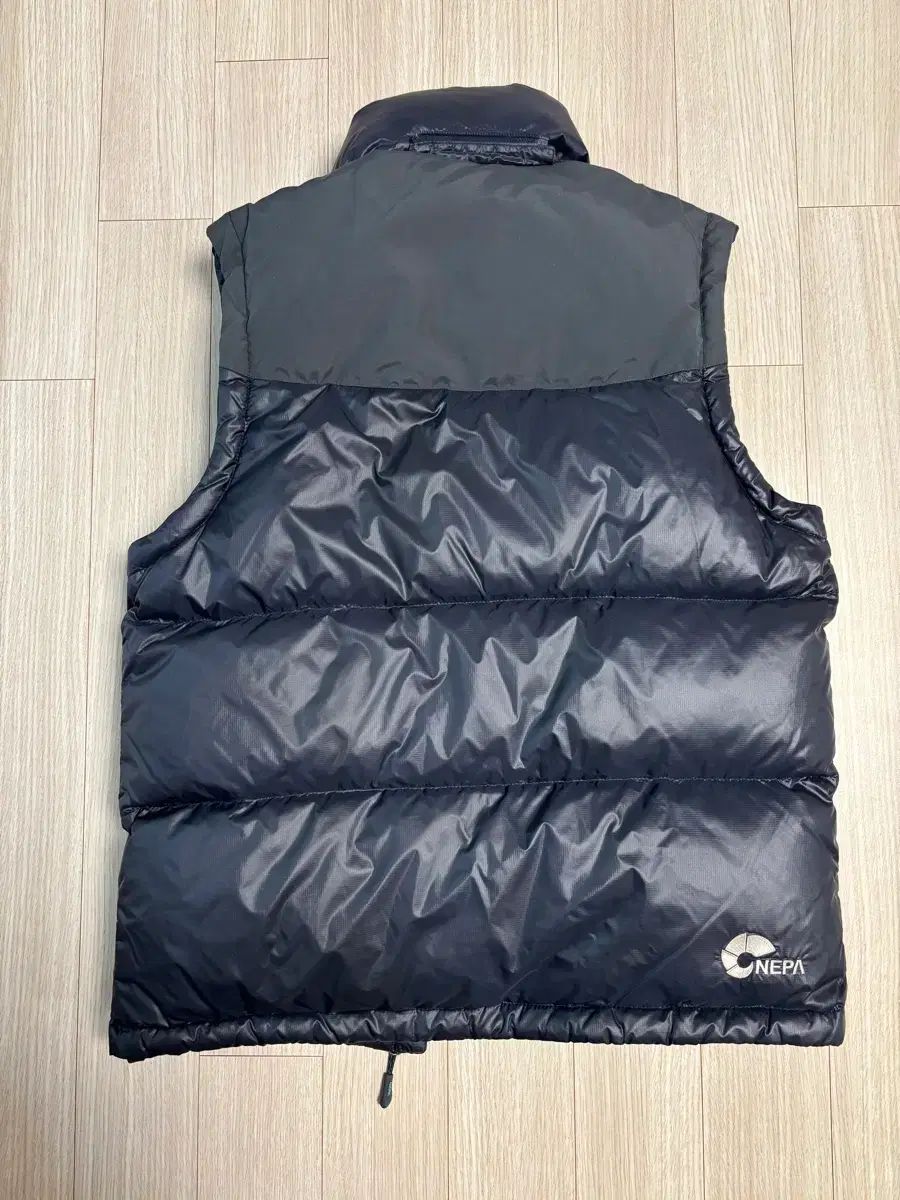 NEPA 軽量ダウンベスト ブラック XSサイズ - メルカリ