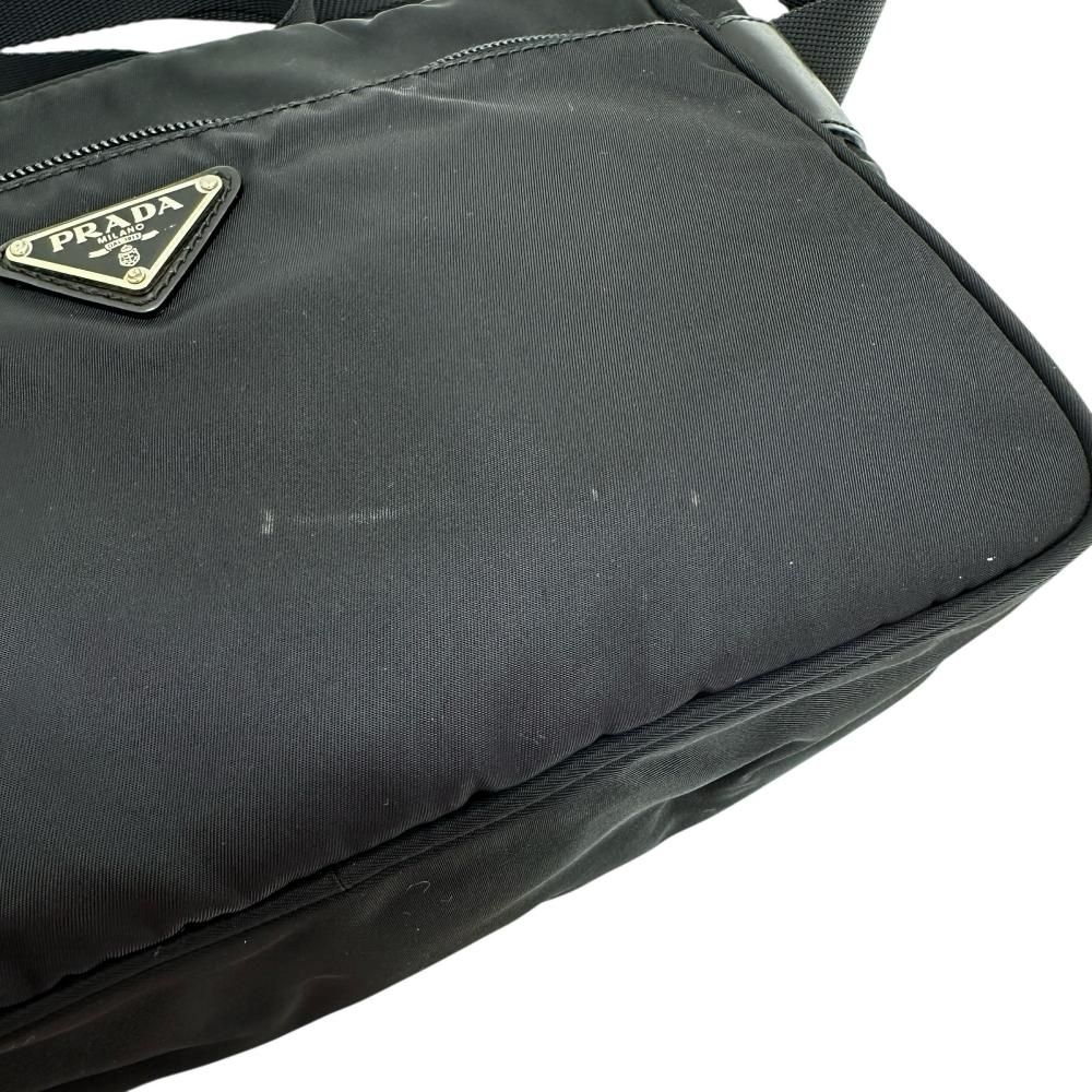 【専用】プラダ 三角ロゴ ショルダーバッグ カメラバッグ プレート ブラック PRADA/プラダ】三角プレート カメラバッグ ショルダーバッグ ナイロン