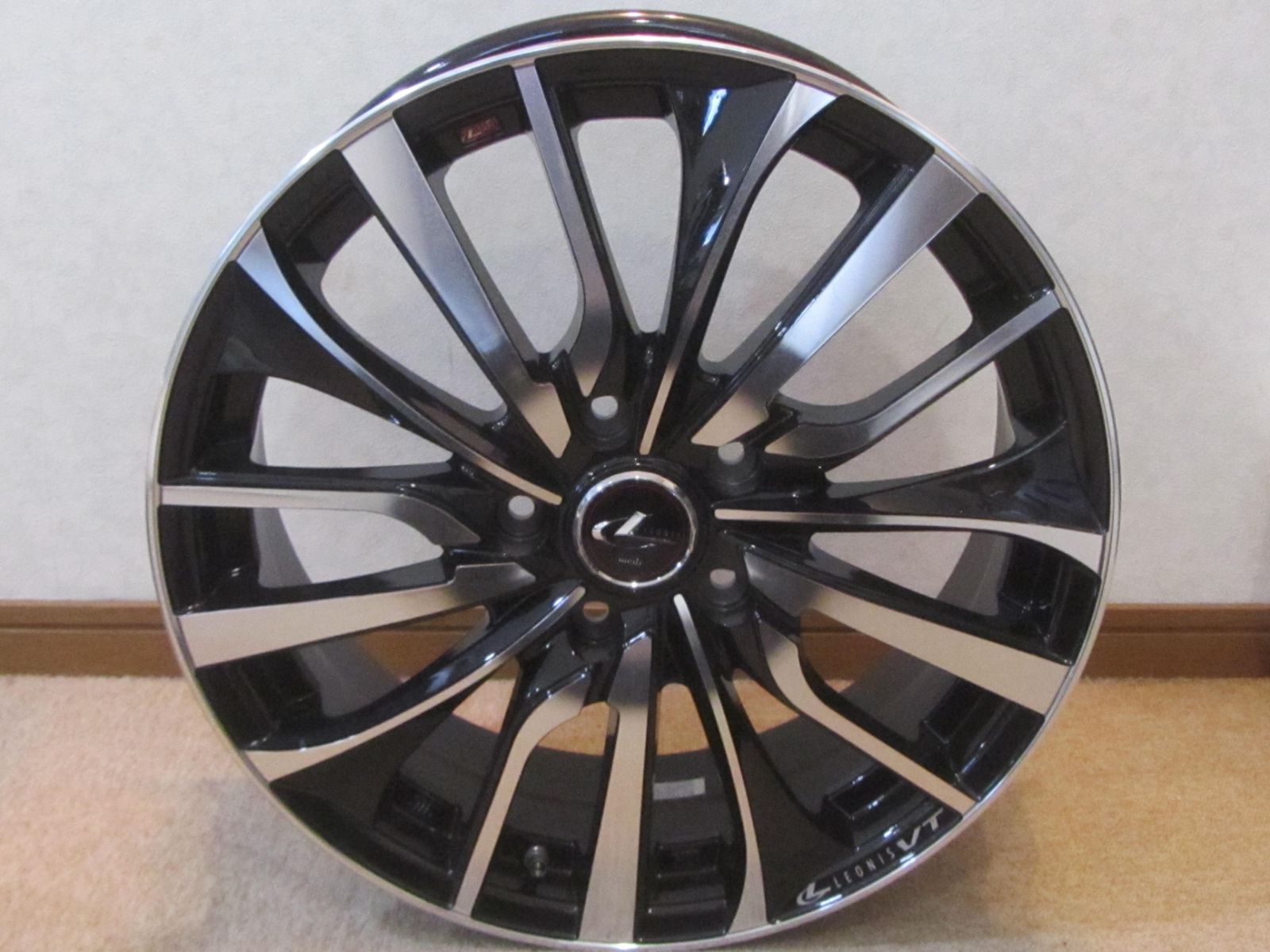 LEONIS VT Weds 17インチ ホイール 1本のみ .5 J ET 53 PCD 114.3