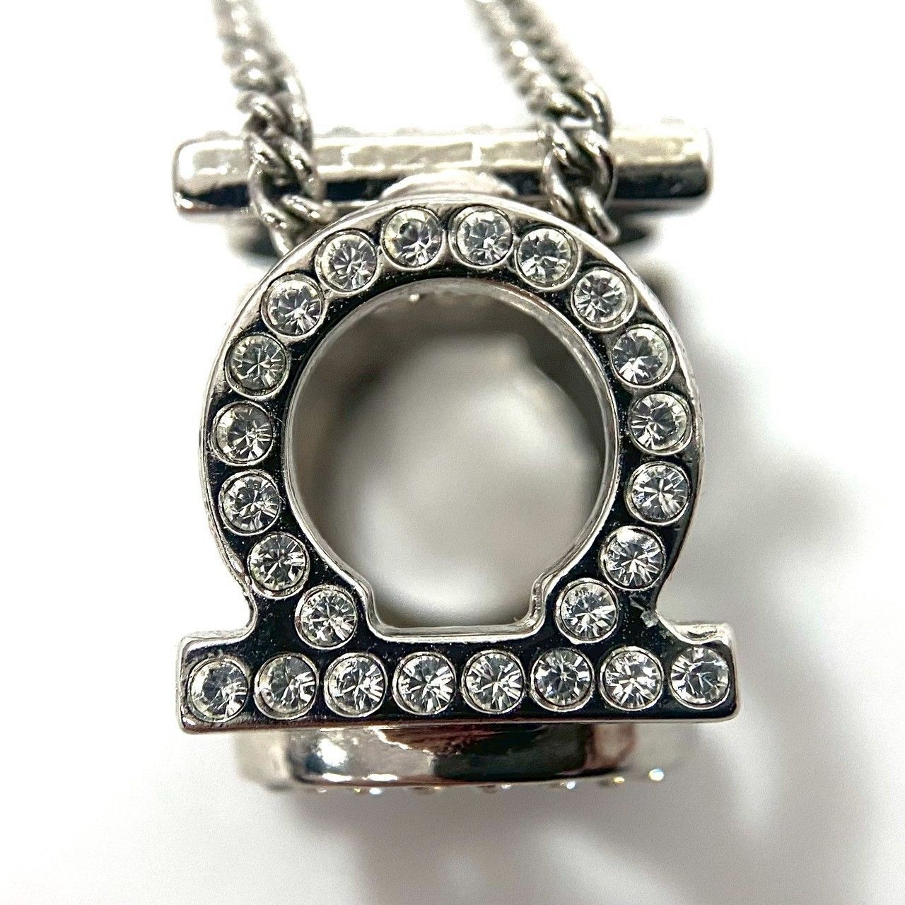 M【Ferragamo】ガンチーニ ネックレス ラインストーン シルバーカラー