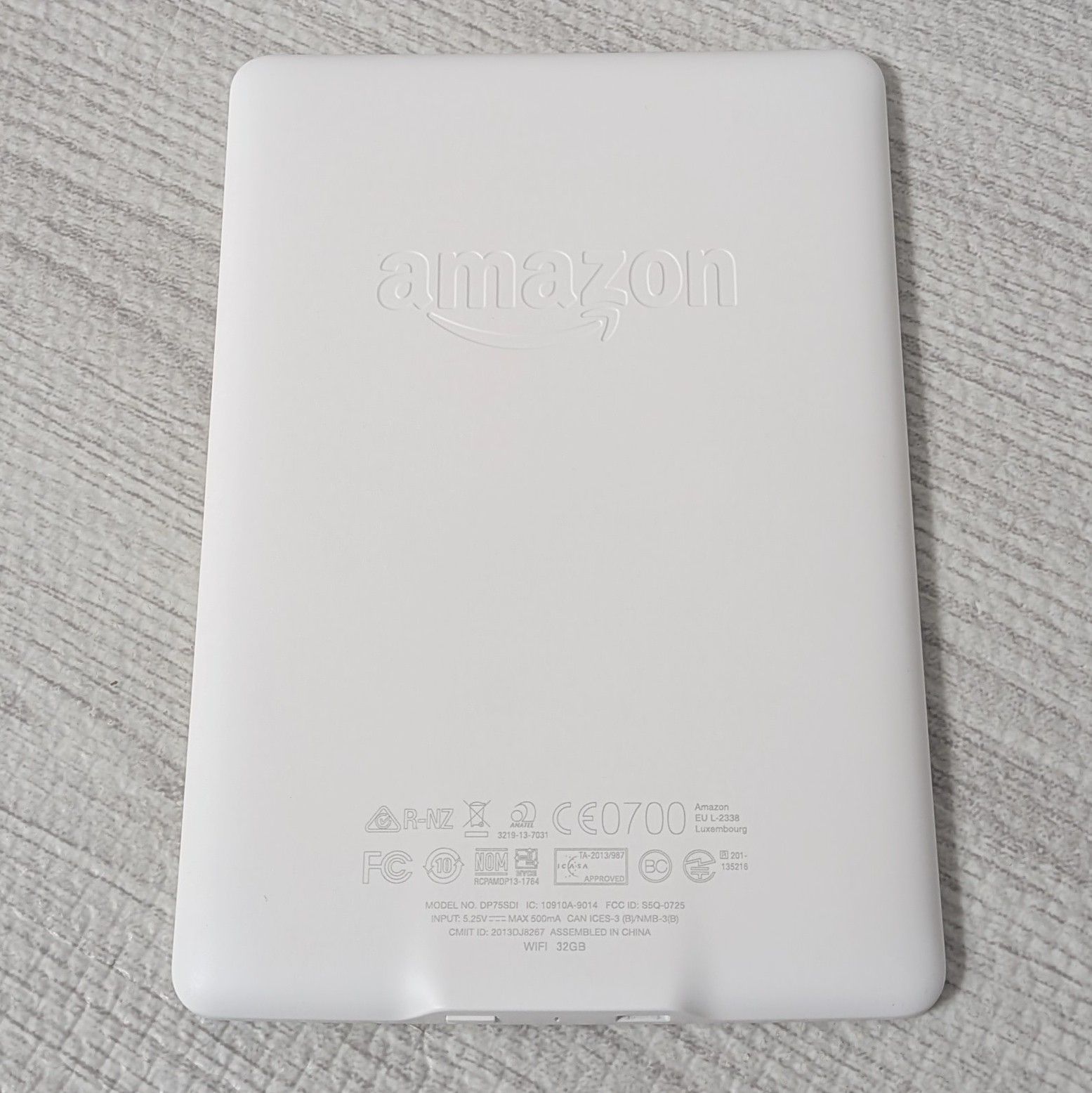 美品 キンドル kindle ペーパーホワイト paperwhite 第7世代 漫画