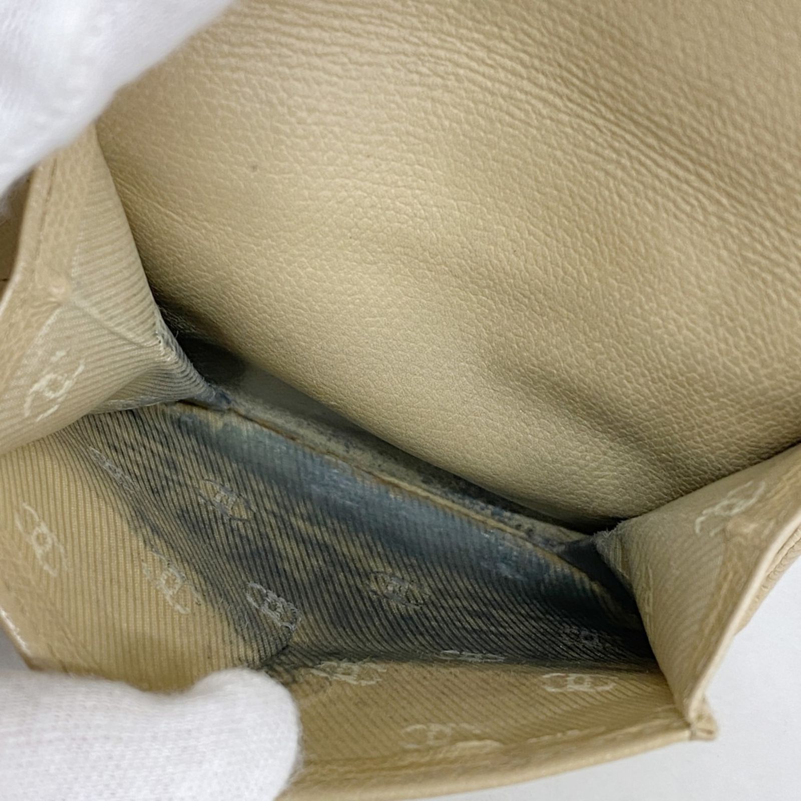 ベージュ レディース