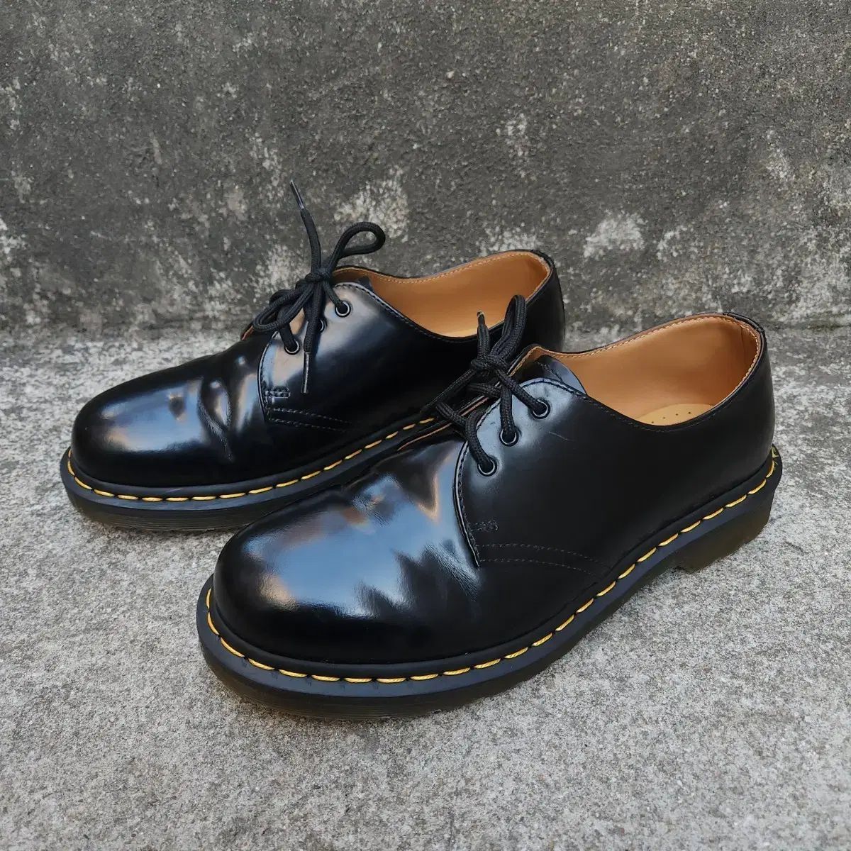 7 UK DR. MARTENS ドクターマーチン 1461 スムース 3ホール 260 265