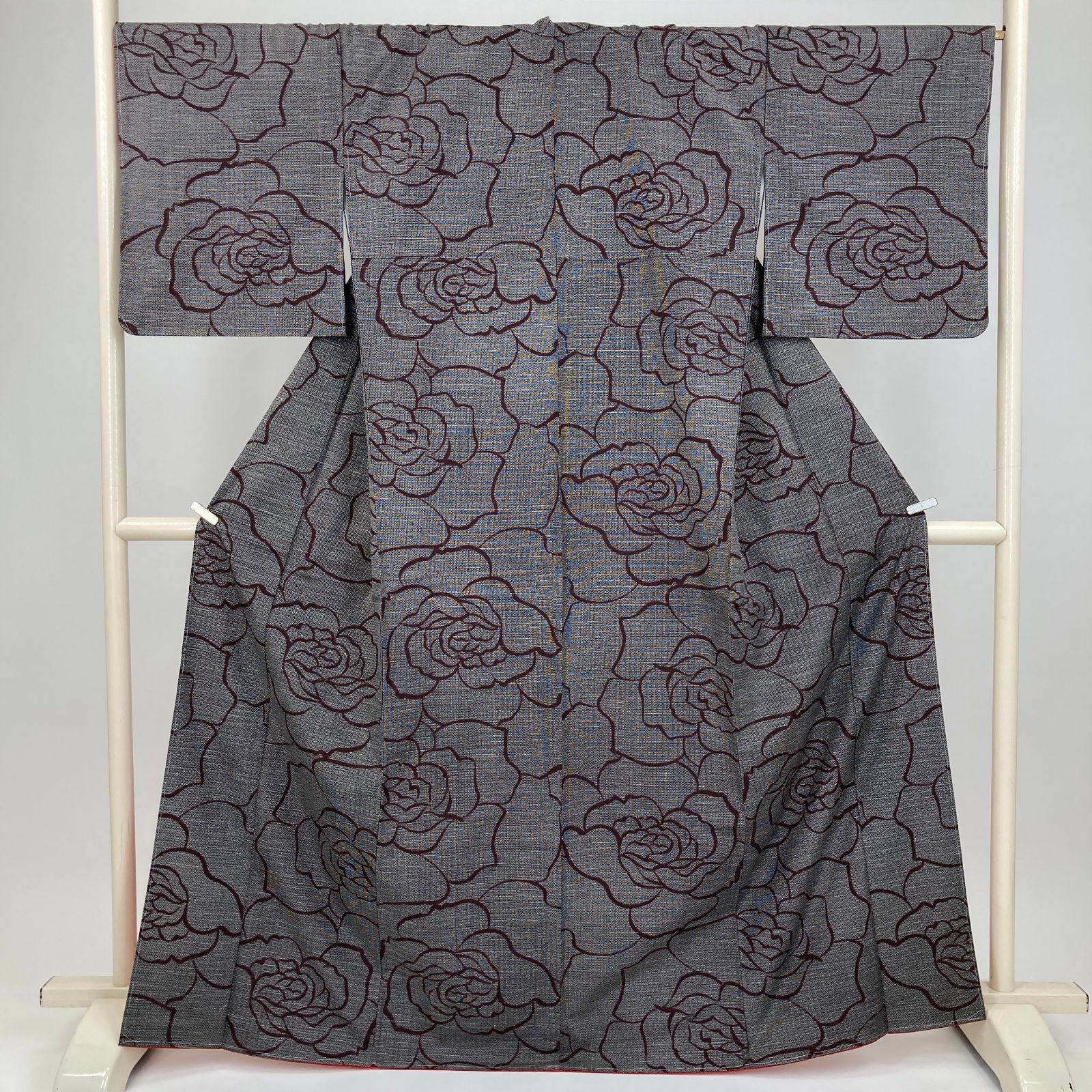 たんす屋 着物 リユース着物 小紋 ボルドー焦げ茶 カジュアル 薔薇 袷 絹 未洗い 身丈 159 cm 裄丈 69 MS 7309