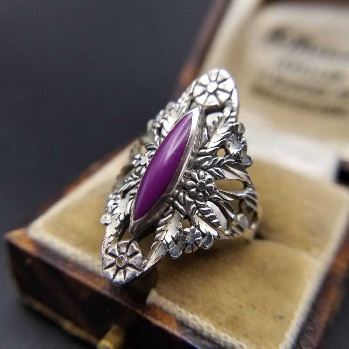Silver Cloud Inc.社製 フローラル オープンワーク 925 シルバー ヴィンテージ リング 銀 指輪 花 植物パターン 紫 印象的 R 15-V
