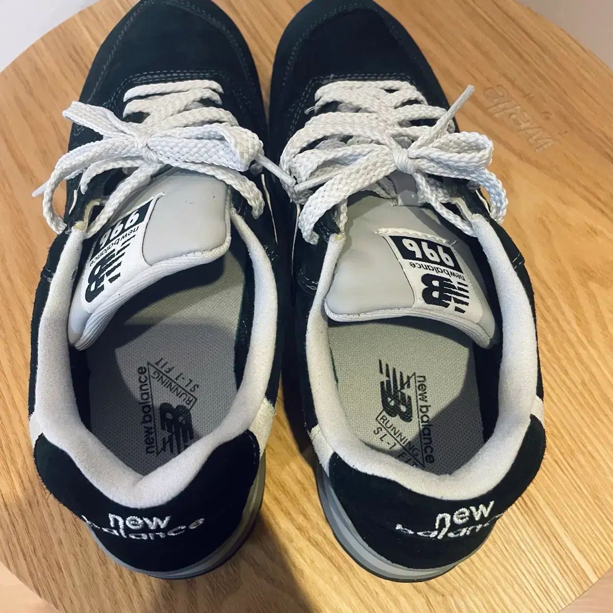 未使用 New Balance 996 ブラック スニーカー 260 - メルカリ