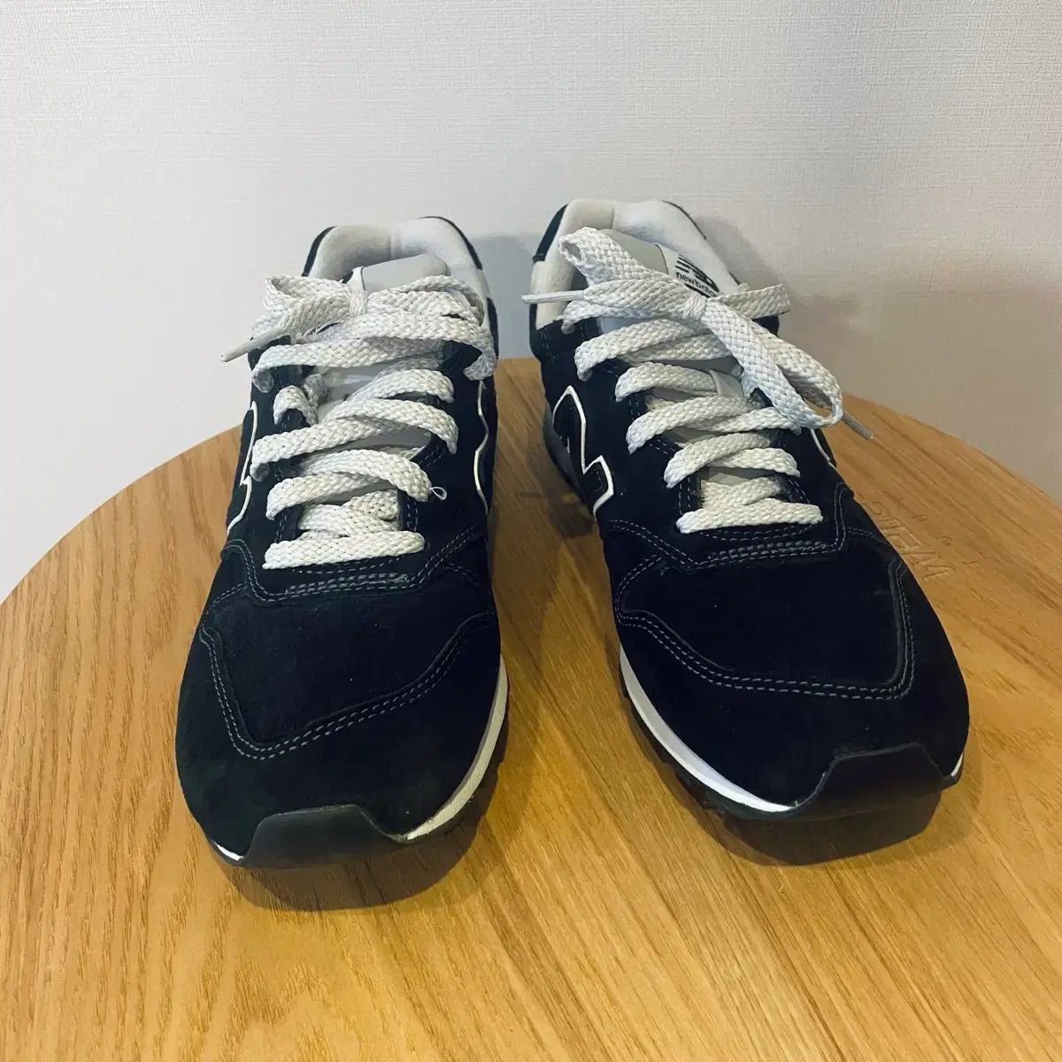 未使用 New Balance 996 ブラック スニーカー 260 - メルカリ