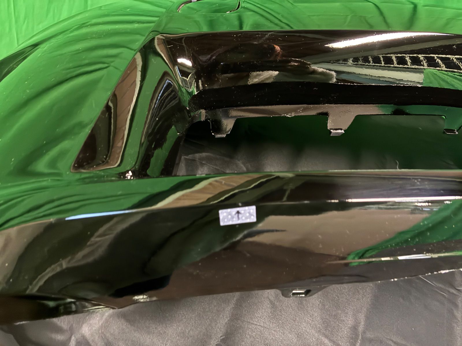 TOYOTA 30系プリウス/30プリウス前期 フロントバンパー/ブラック（黒