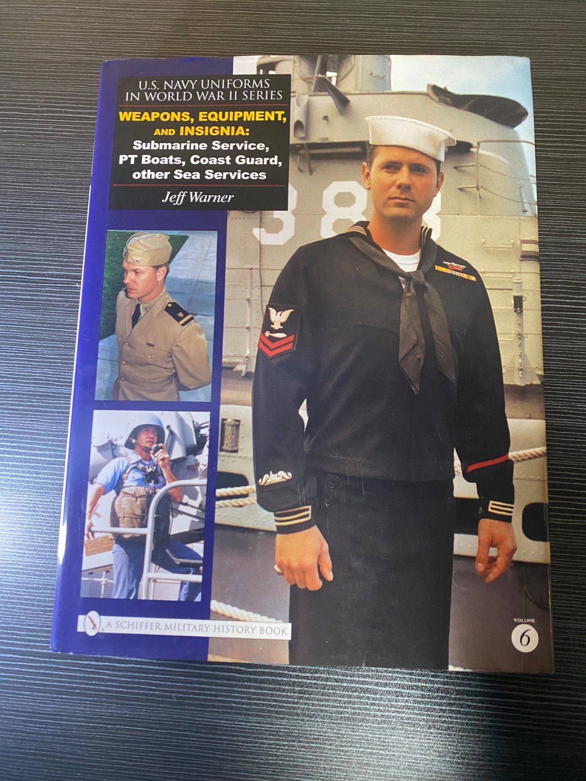 U.S. Navy Uniforms in World War II Series 洋書
