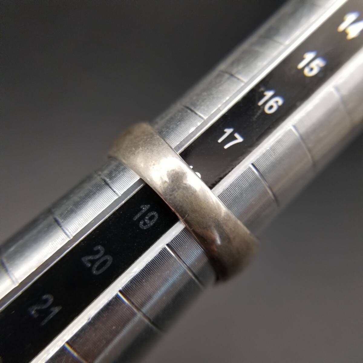  ダイクロガラス カボション パープルグリーン 925 シルバー ヴィンテージ リング 銀 ボリューム感 サイド装飾 アールデコ R 16-C リング 指輪 アクセサリー