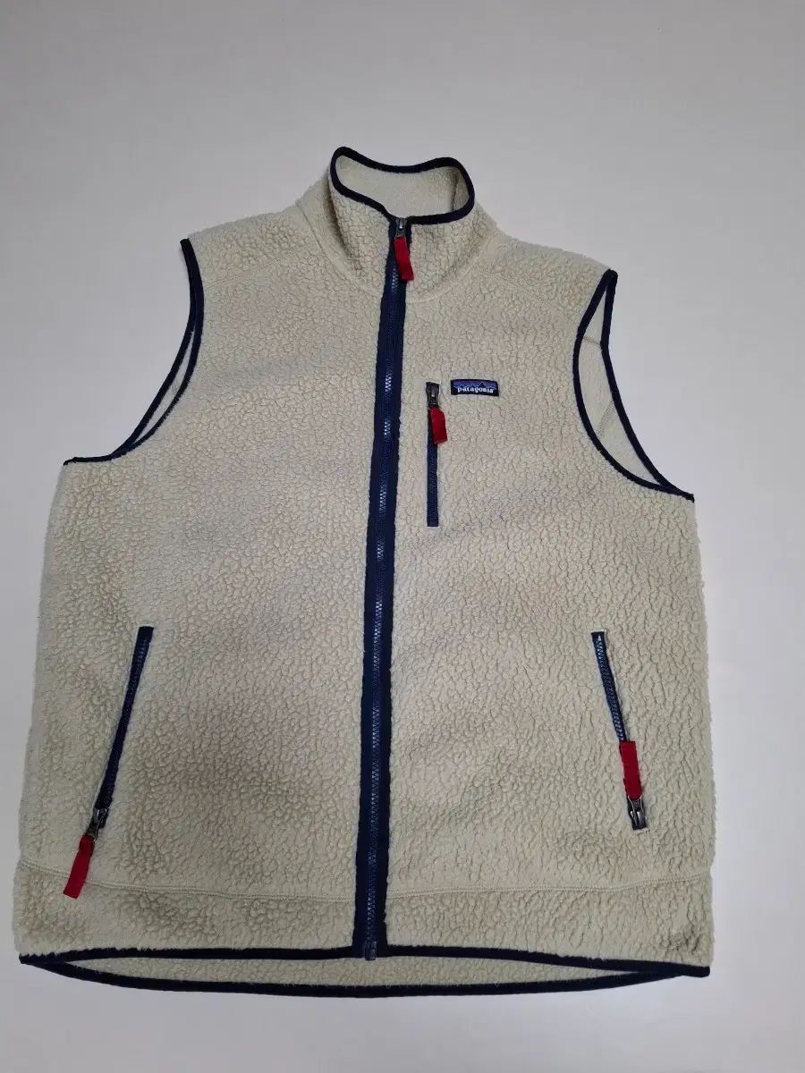 L patagonia レトロ ファイル ベスト アイボリー