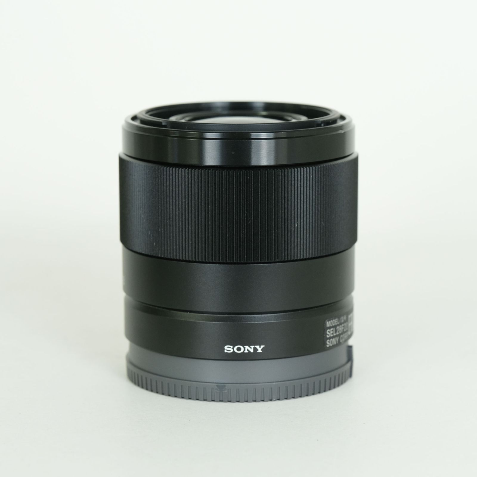 SONY FE 28mm F2 SEL28F20 + 保護フィルタ付き SONY FE 28mm F2 SEL28F20 + 保護フィルタ付き Sony FE 28mm f/2