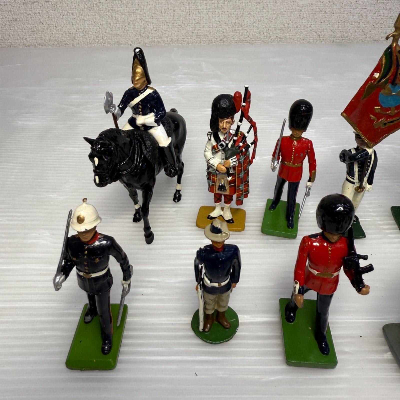 トイソルジャー 兵隊 アンティーク 鉛 22体 戦車×1 K-C ホビー ミニタリー