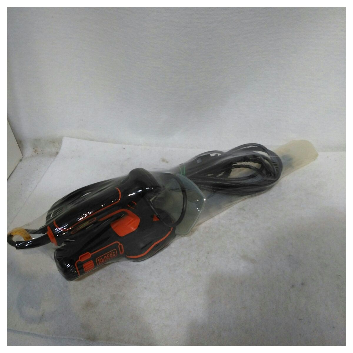 【中古】使用感あり・本体のみ ブラックアンドデッカー 電源コード式バリカン GPSH1000 中古】使用感あり・本体のみ ブラックアンドデッカー 電源コード式