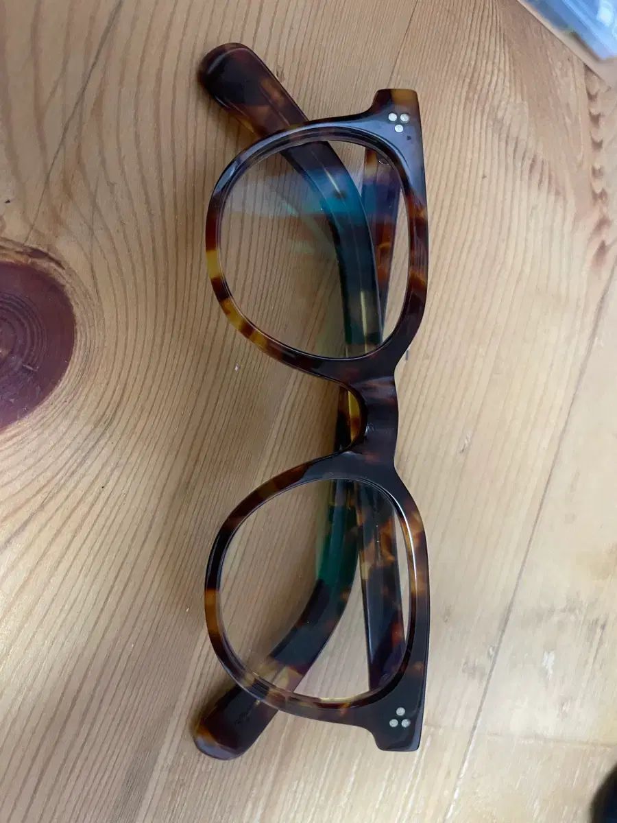 フレームモンタナ fm 9 TORTOISE