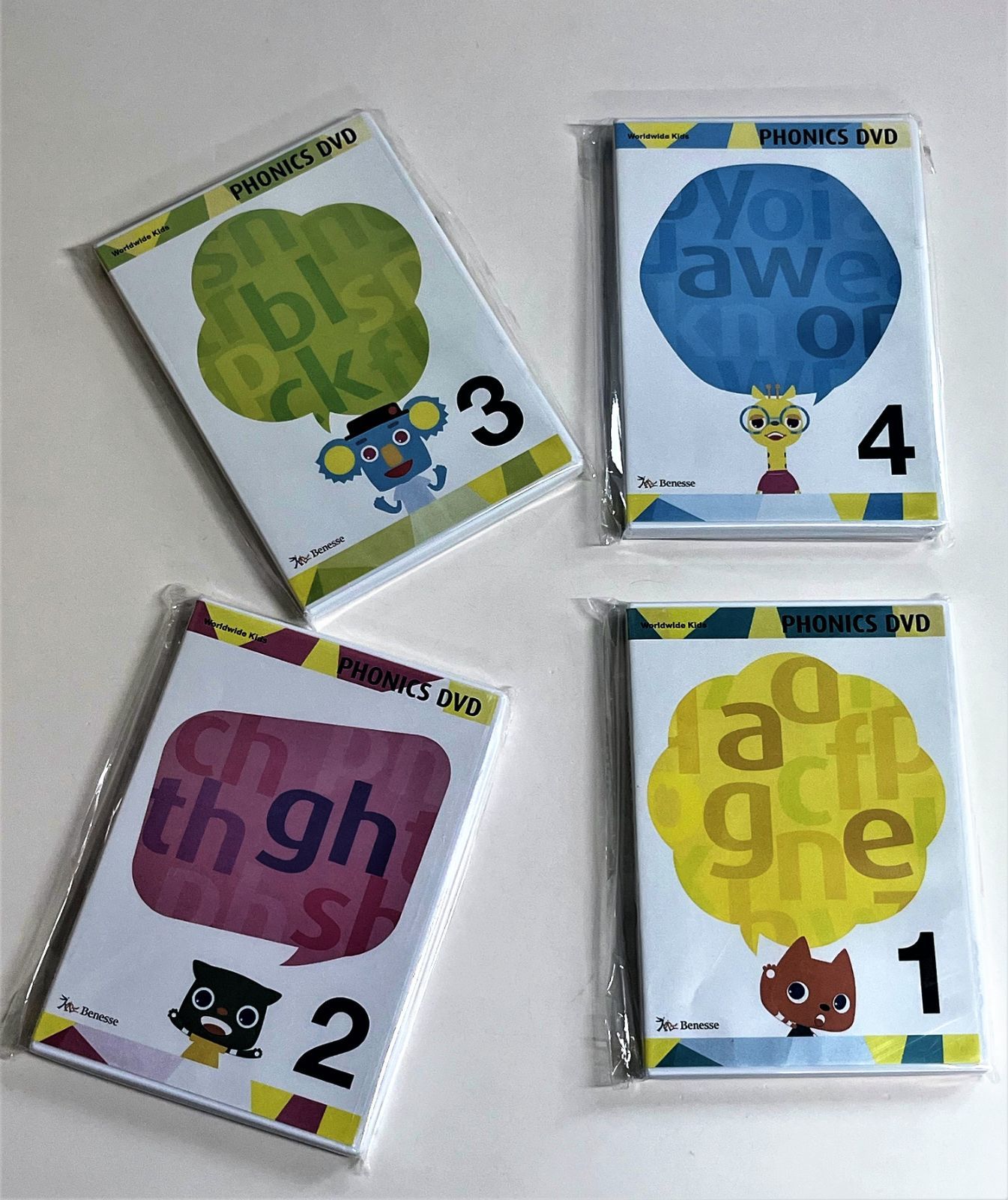 ワールドワイドキッズ　フォニックス DVD全巻1～4 ワールドワイドキッズ フォニックス PHONICS DVD 1～4 - メルカリ