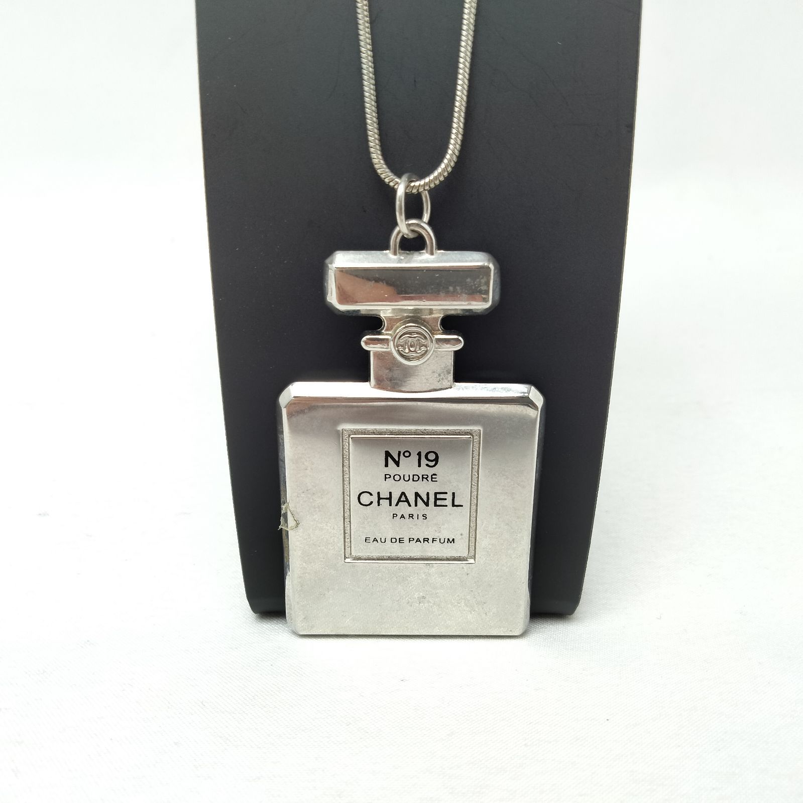 ✨️CHANEL✨️シャネル No.19 香水ボトル ノベルティ ネックレス