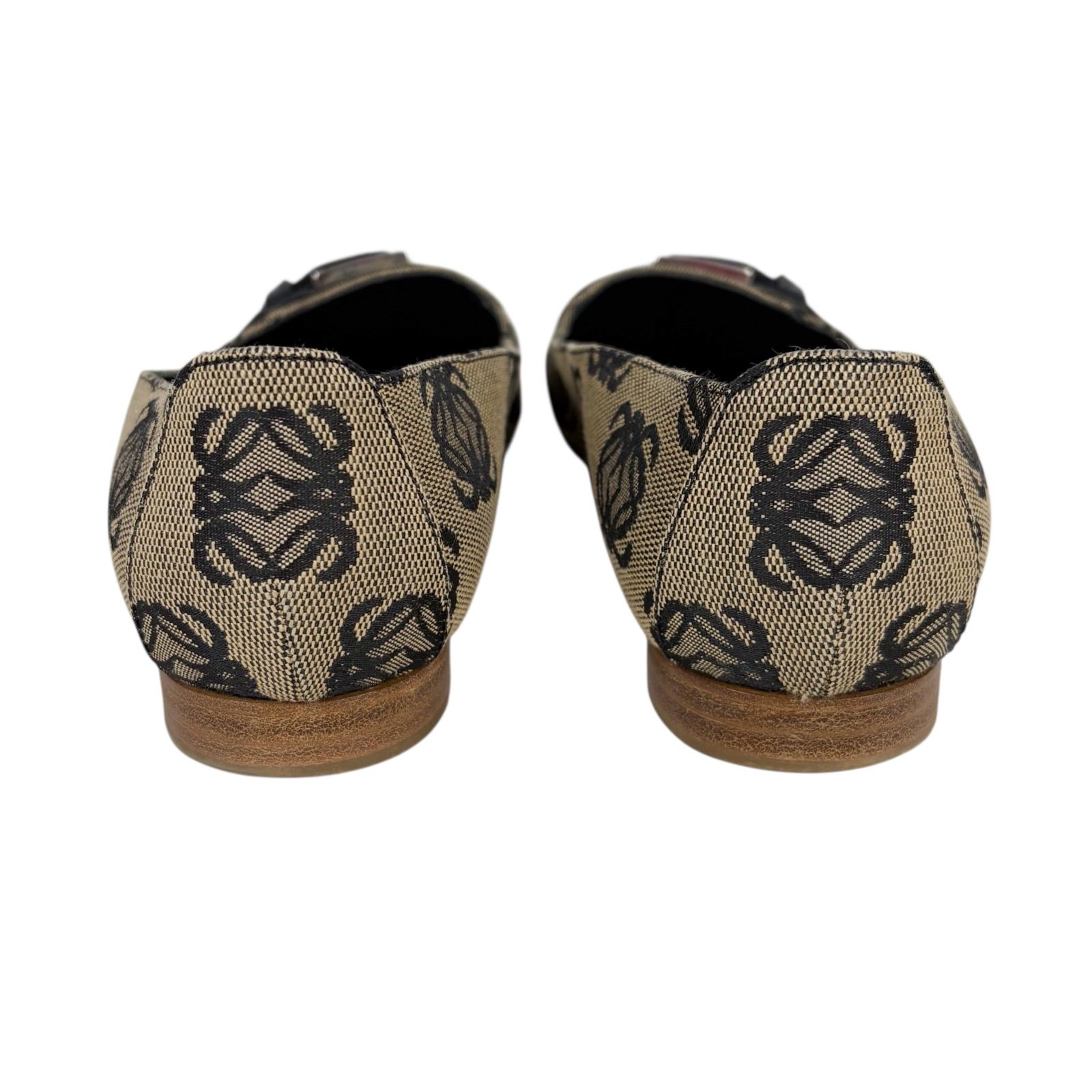 ロエベ アナグラムヒールシューズ スクエアトゥ ロエベ アナグラムヒールシューズ スクエアトゥ ロエベ アナグラム