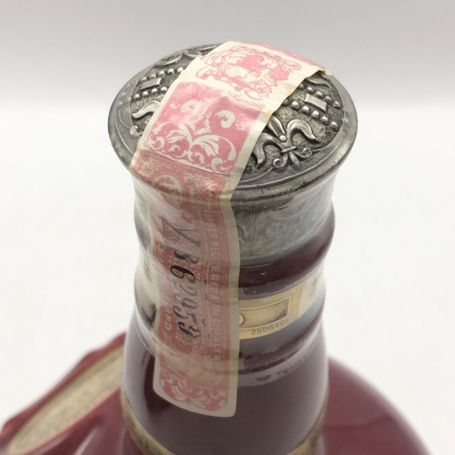 シーバス ロイヤルサルート 21年 赤陶器 700ml 未開栓 - メルカリ