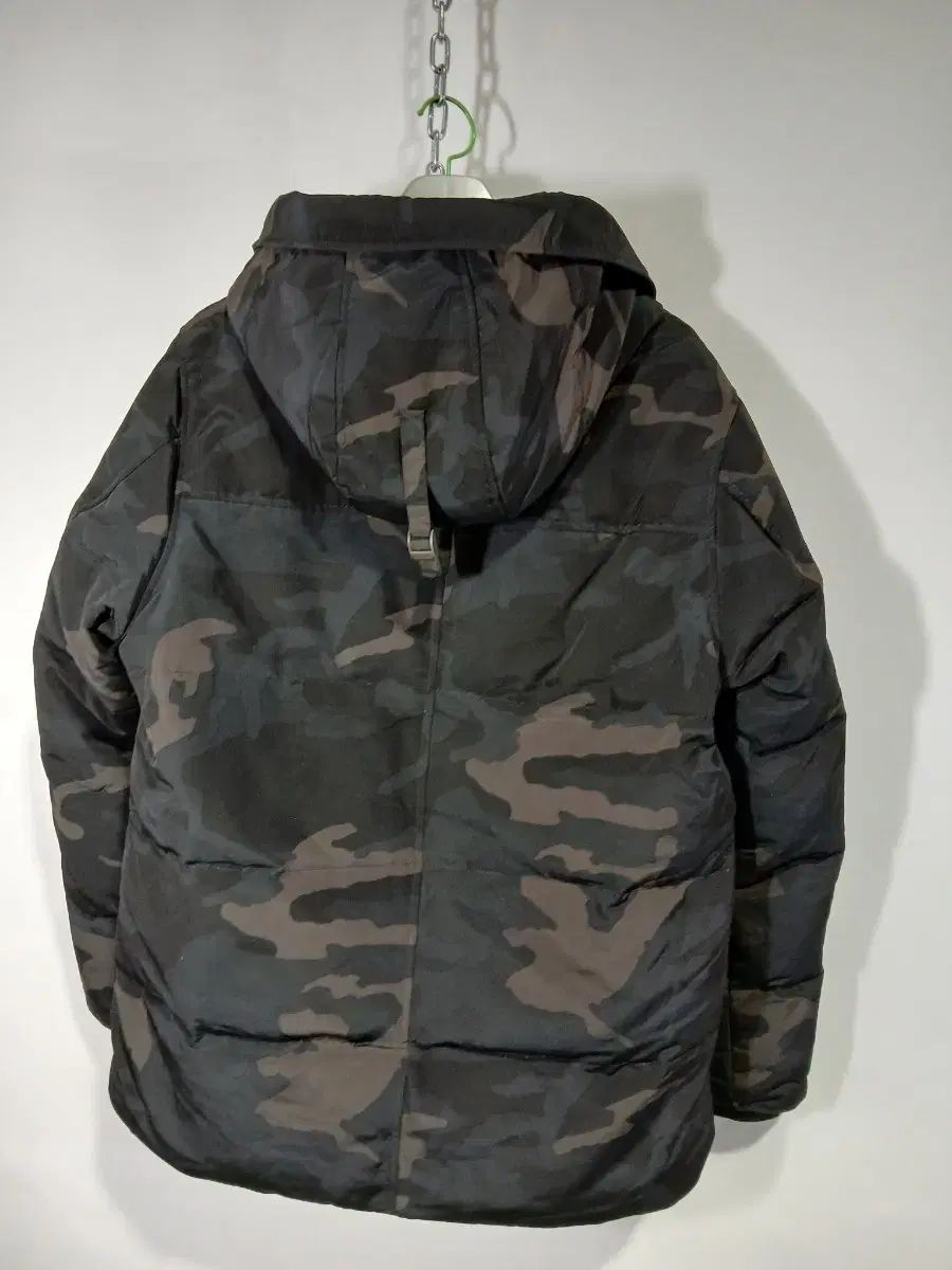 Canada Goose(カナダグース) カモフラ ダウン ジャケット XL 【公式通販】
