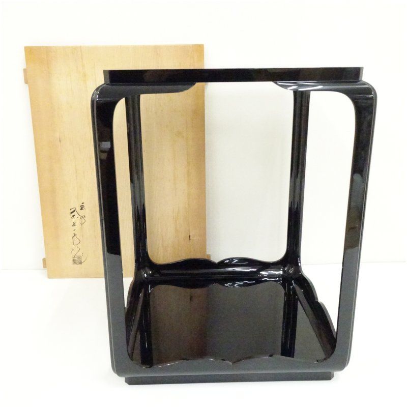 輪島塗 塗師 茶平一斎造 高麗卓 共箱 茶道 茶道具 おしゃれ 茶器 こうらいじょく 棚 小さい棚 抹茶 インテリア 収納 骨董 お茶 冬