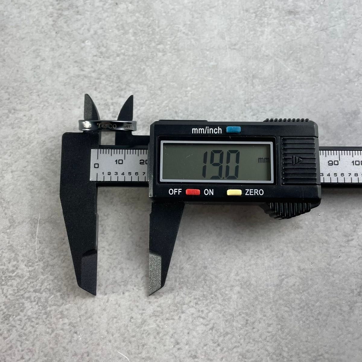  ティファニー 16.5号 1837 ナロー リング ブラック チタン P 89 fe リング 指輪 アクセサリー