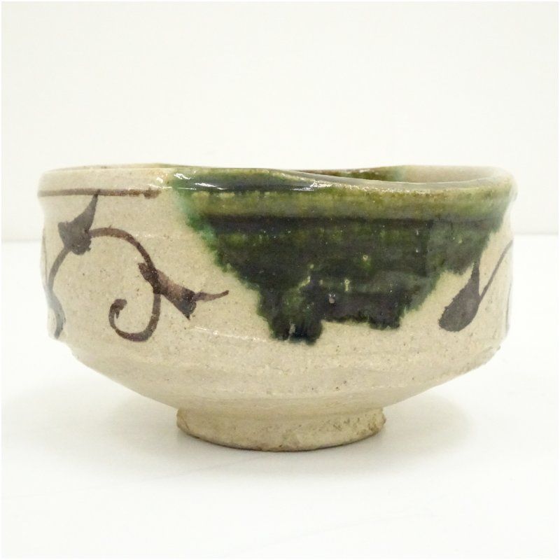 見谷窯 山口宏夢造 織部茶碗 共箱 茶道 抹茶 おしゃれ 抹茶茶碗 抹茶碗 和食器 レトロ 茶器 骨董 茶わん 茶会 茶の湯 春秋