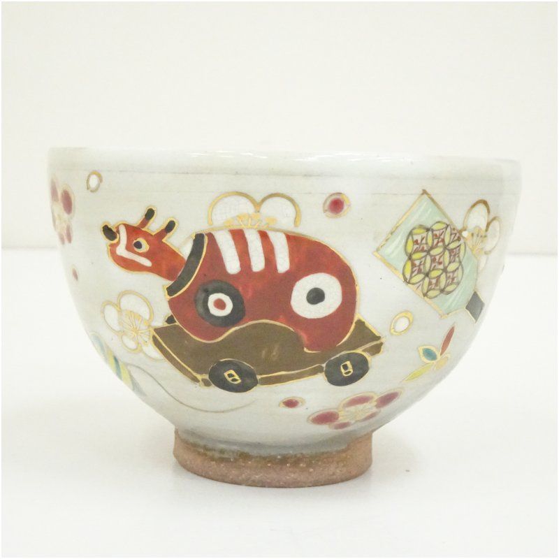 京焼 巌窯造 色絵玩具牛茶碗 共箱 茶道 抹茶 おしゃれ 抹茶茶碗 抹茶碗 和食器 レトロ 茶器 骨董 茶わん 茶会 茶の湯