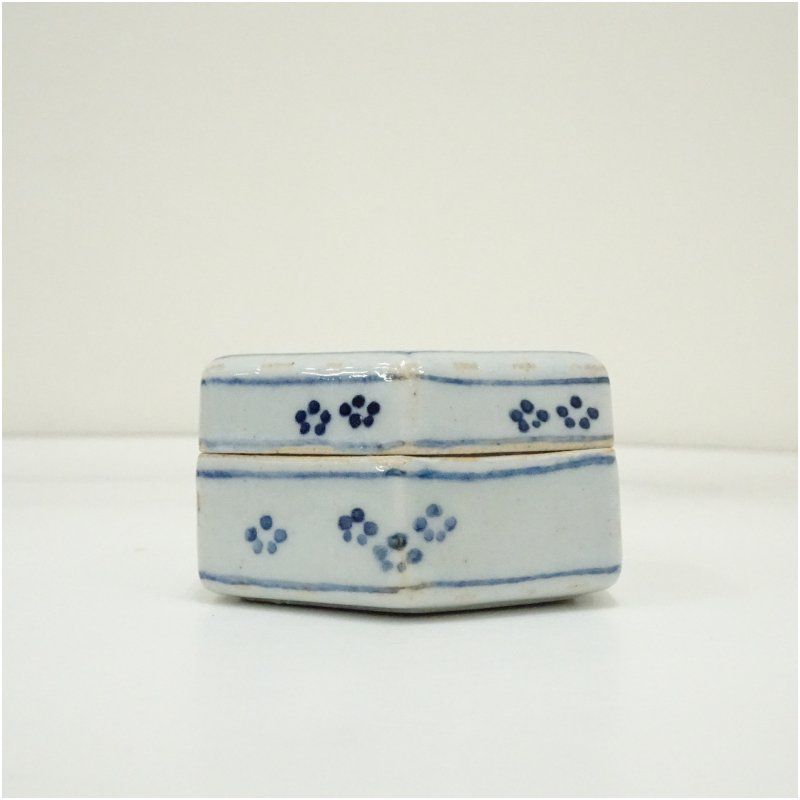 廣州窯造 白磁叭々鳥香合（共箱） 茶道具 茶道 香道 香道具 おしゃれ