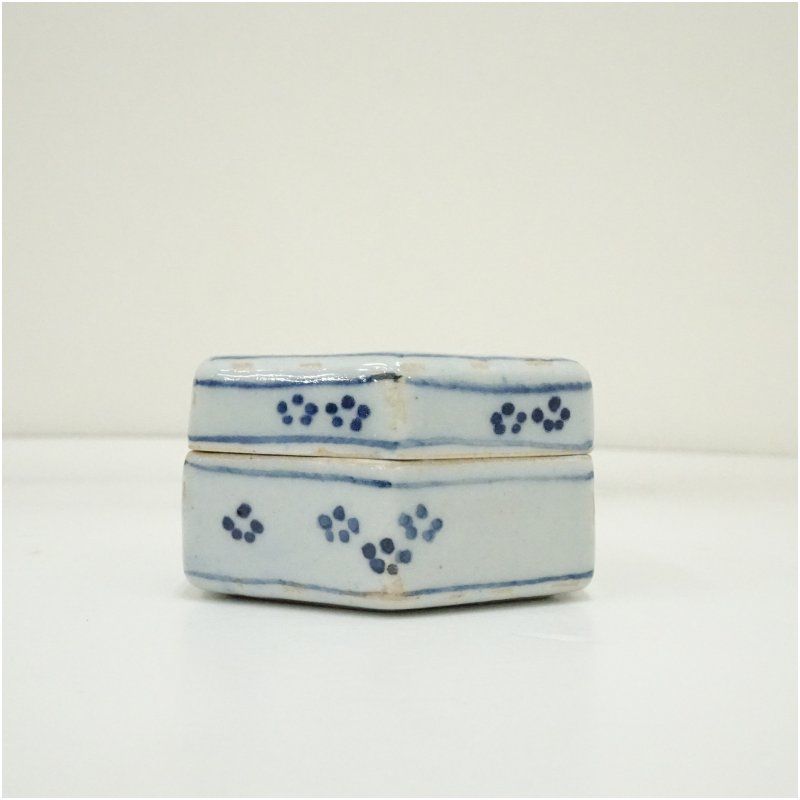 廣州窯造 白磁叭々鳥香合（共箱） 茶道具 茶道 香道 香道具 おしゃれ