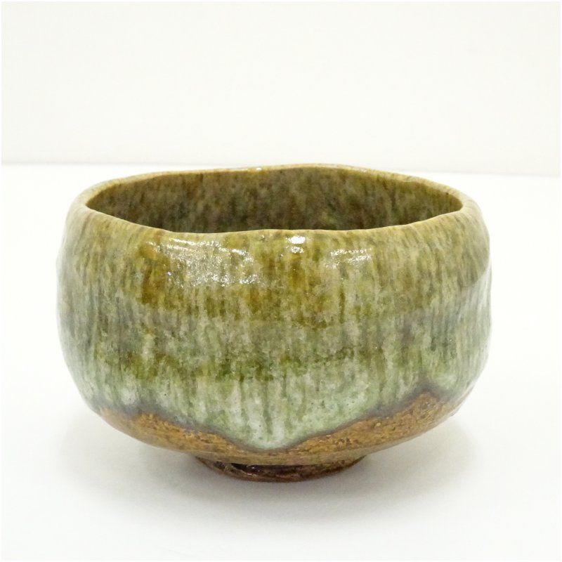 大樋焼 岩村与詩夫造 茶碗 共箱 茶道 抹茶 おしゃれ 抹茶茶碗 抹茶碗 和食器 レトロ 茶器 骨董 茶わん 茶会 茶の湯