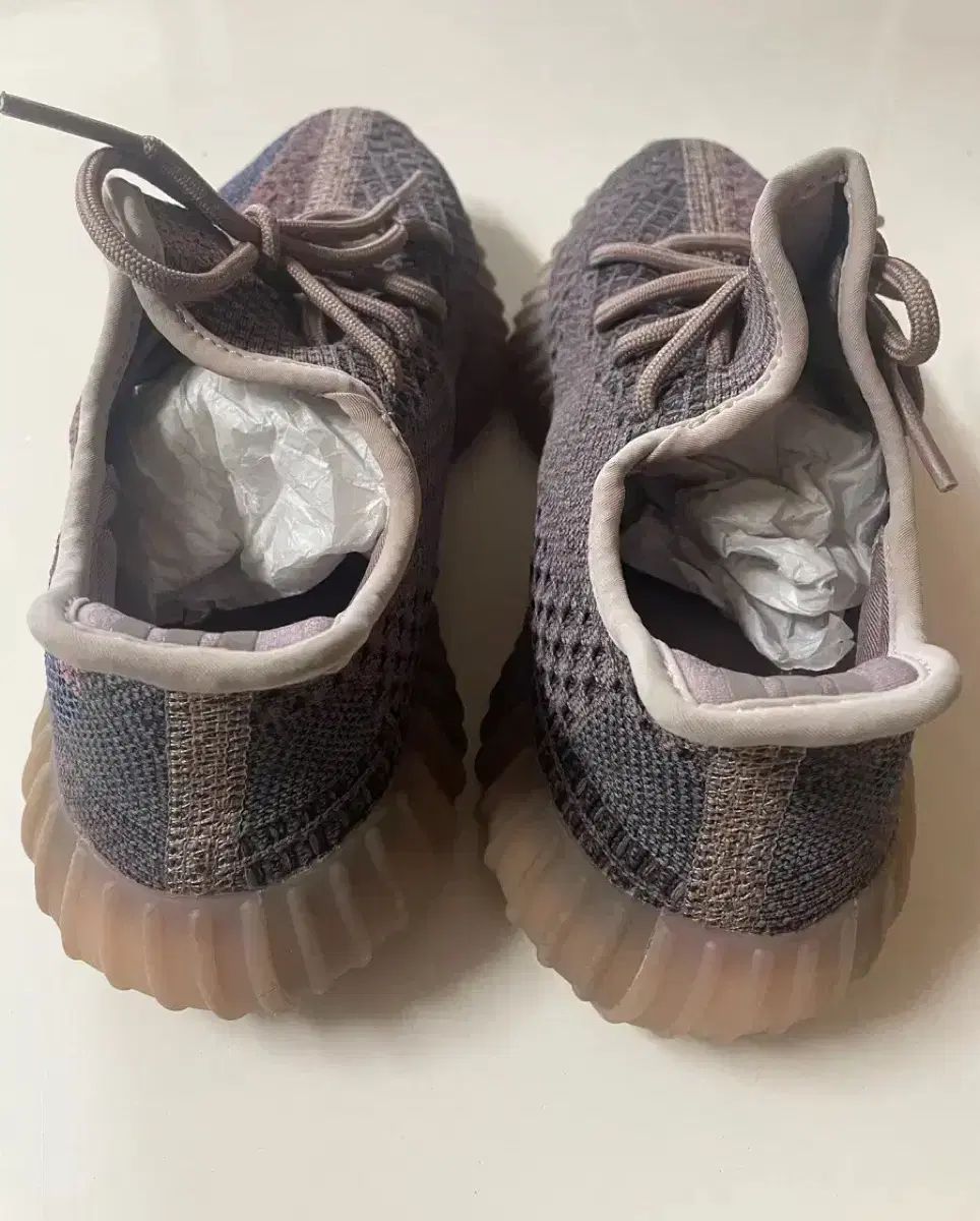  アディダス イージーブースト 350 V 2 スニーカー 靴