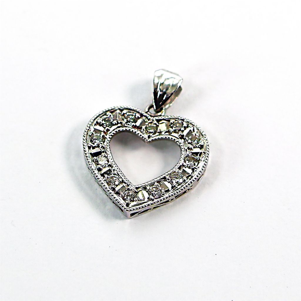 ペンダントトップ ハート Pt 900 ダイヤモンド ｚ