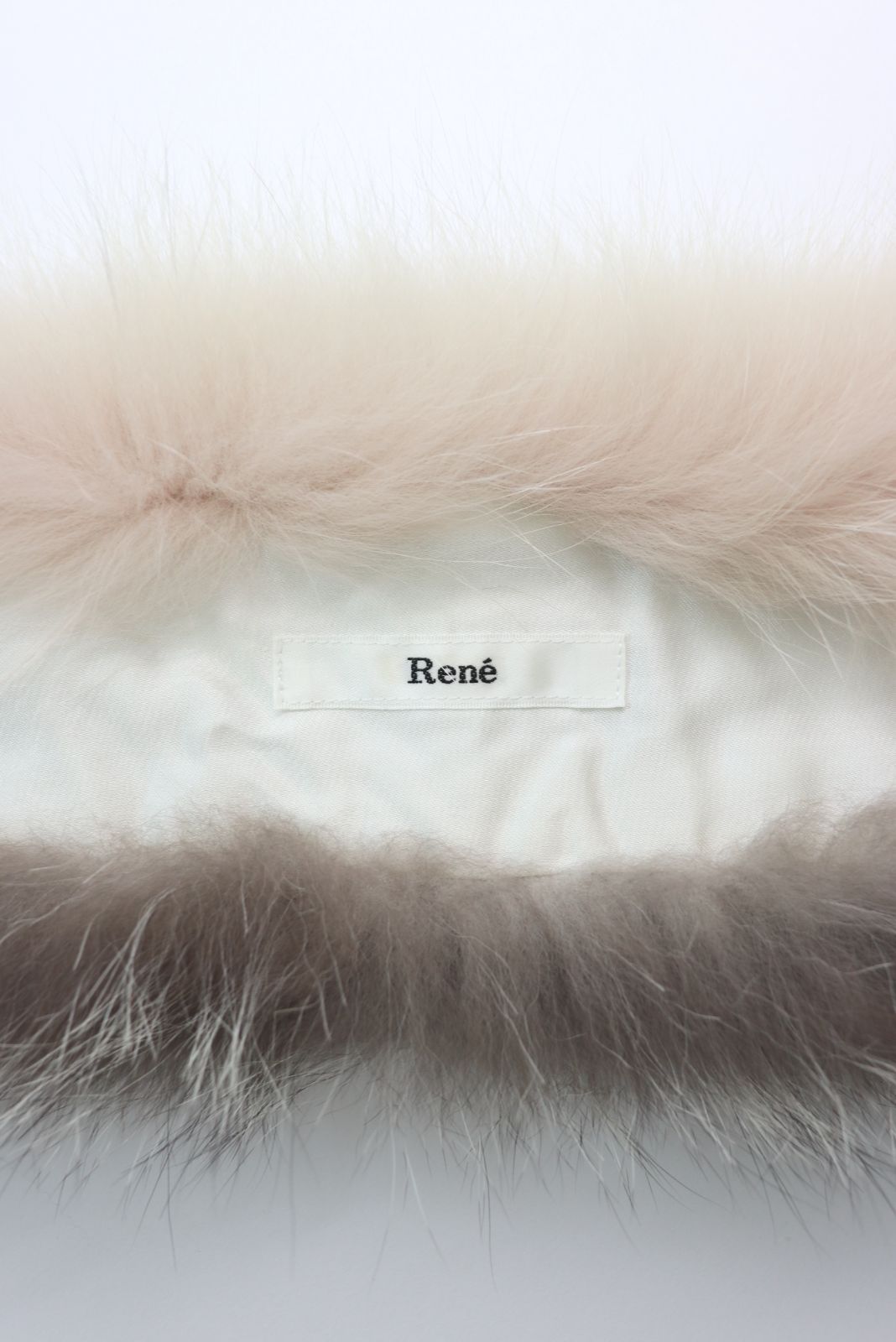 Rene フォックスファーストール マフラー FOX ルネ - メルカリ