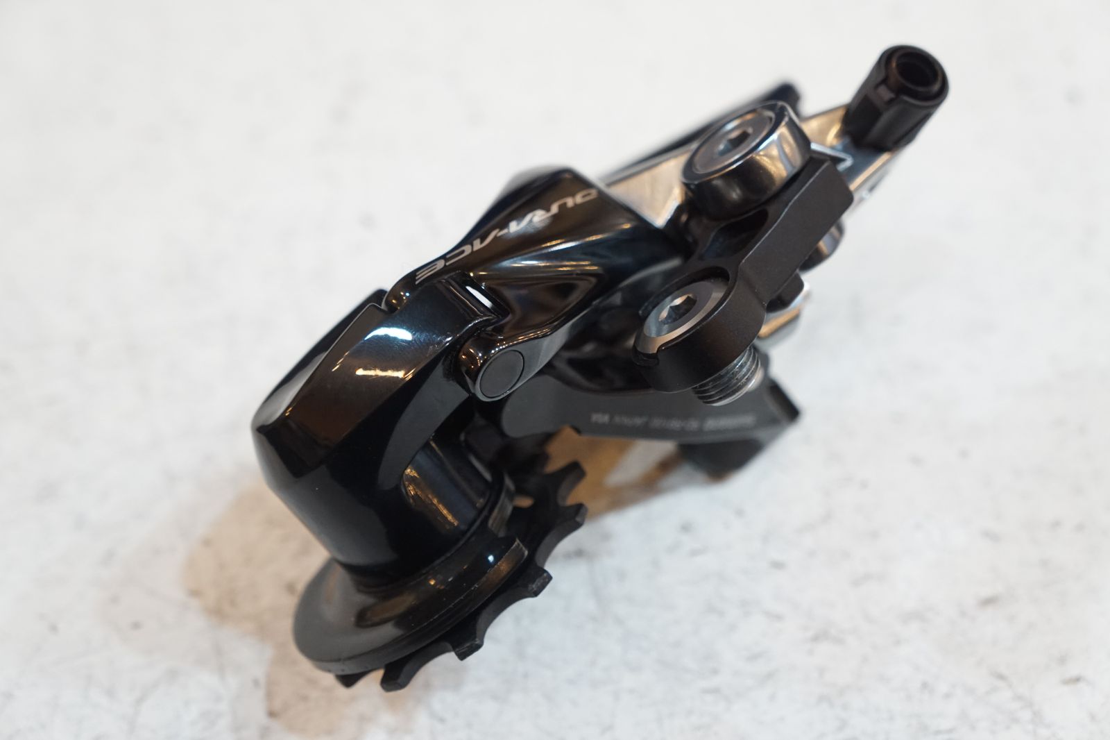 Shimano Dura-Ace R9100リアディレイラー おまけ付き SHIMANO 「シマノ」 DURA-ACE RD-R9100 リアディレイラー / 高知店