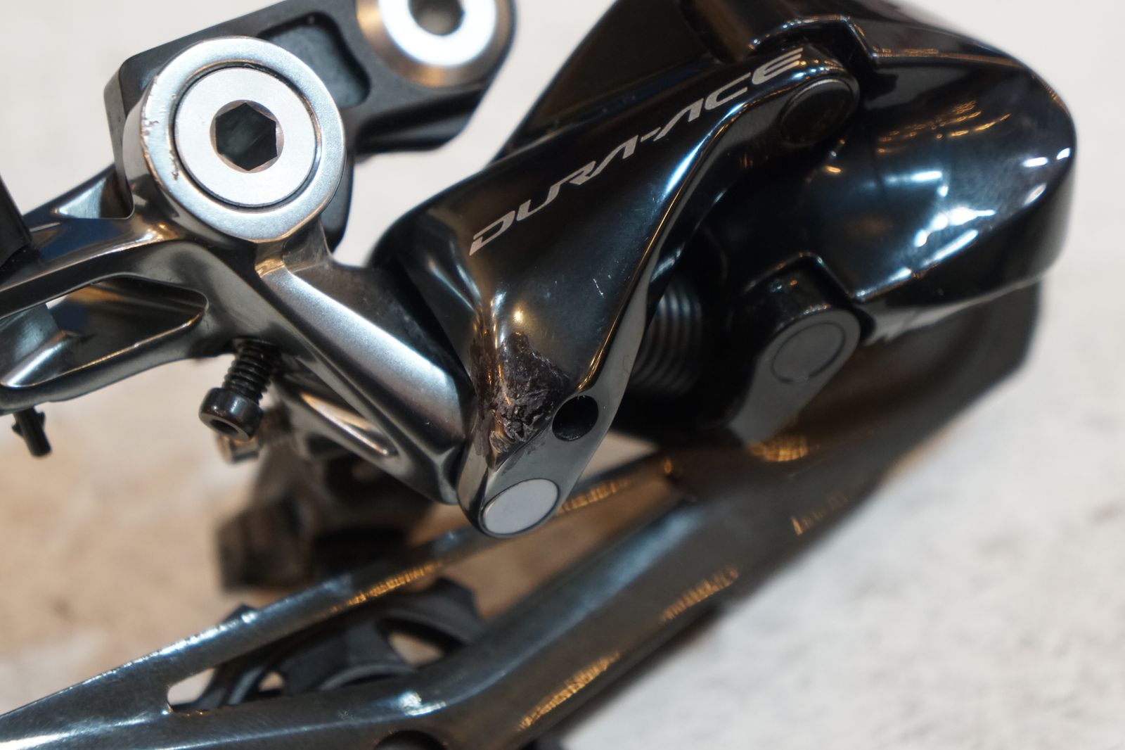 SHIMANO 「シマノ」 DURA-ACE RD-R9100 リアディレイラー / バイチャリ