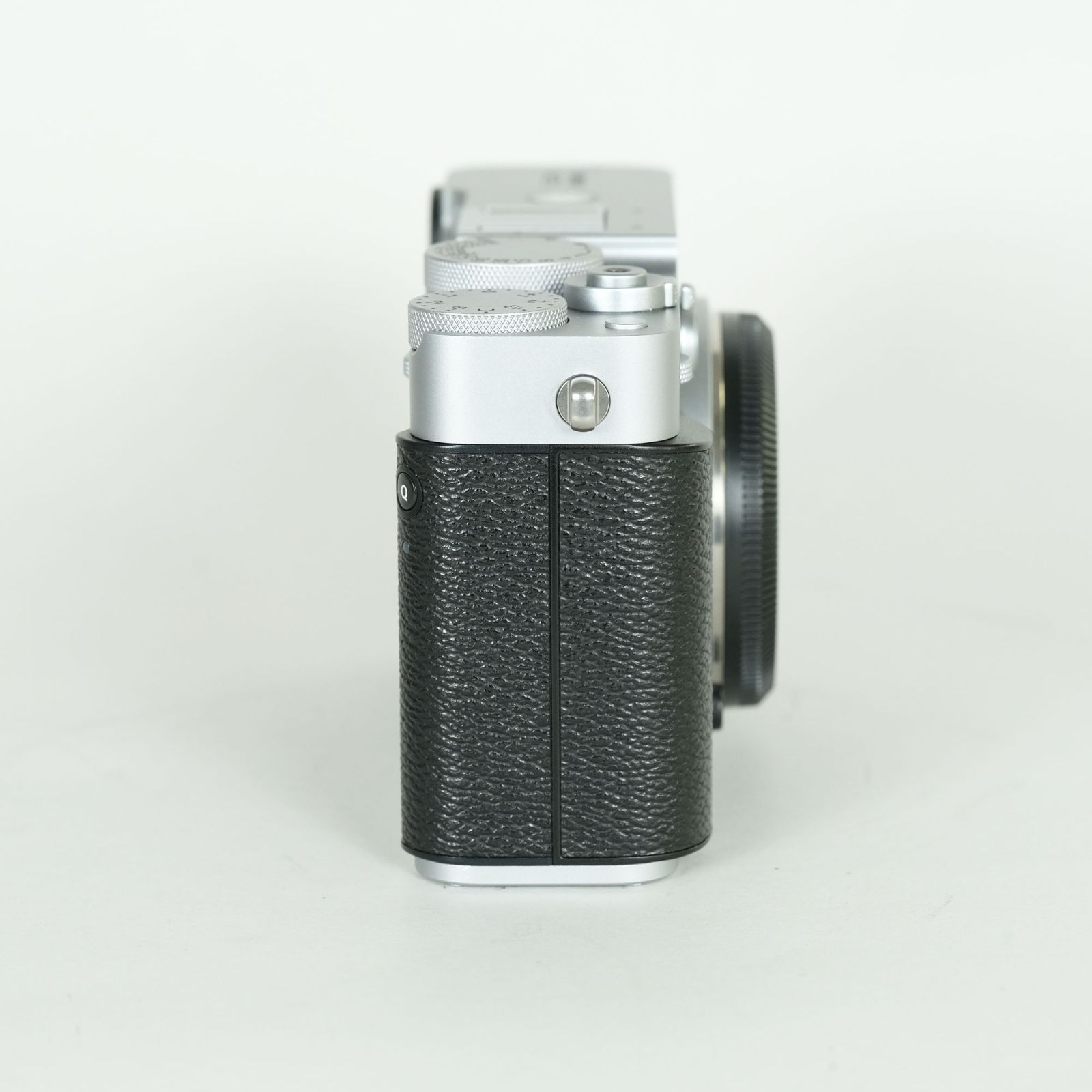 シャッター数1 527回