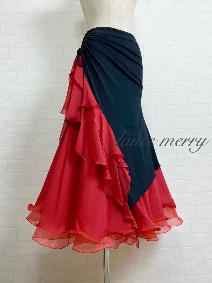 豪華 社交ダンス 赤 黒 スカート パーティ タンゴ ワルツ 4764 モノトーン