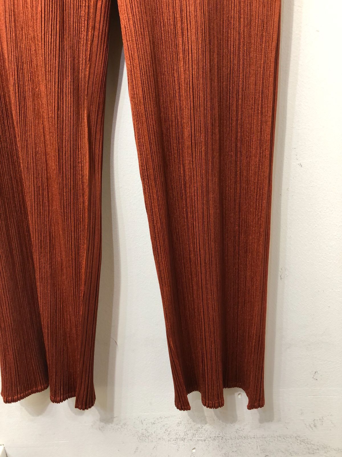 826 PLEATS PLEASE プリーツプリーズ イッセイミヤケ パンツ ２ レンガ ワイドパンツ イージーパンツ パンツ