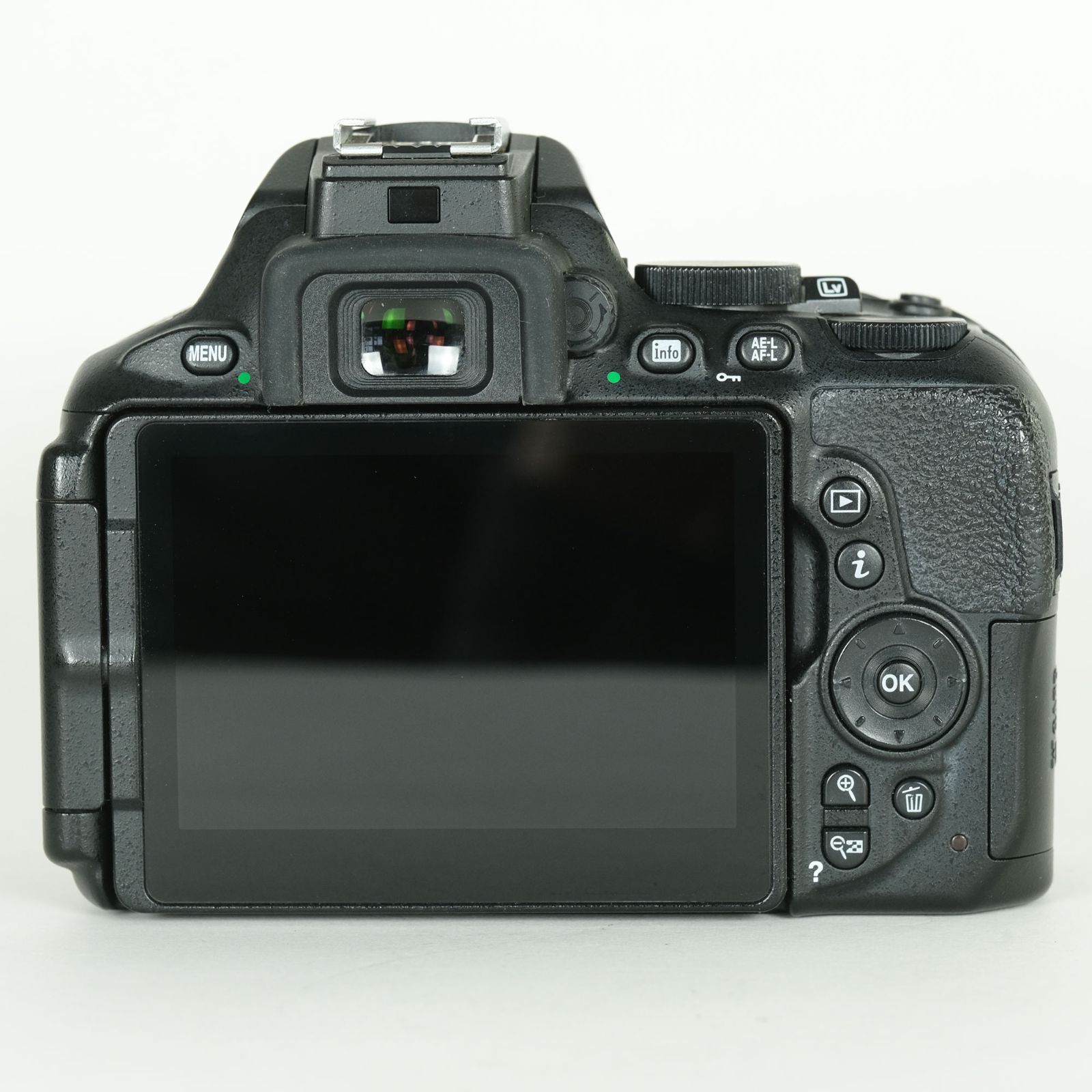 美品｜バッテリー2個付] Nikon D5600 [ボディ] | Nikon Fマウント