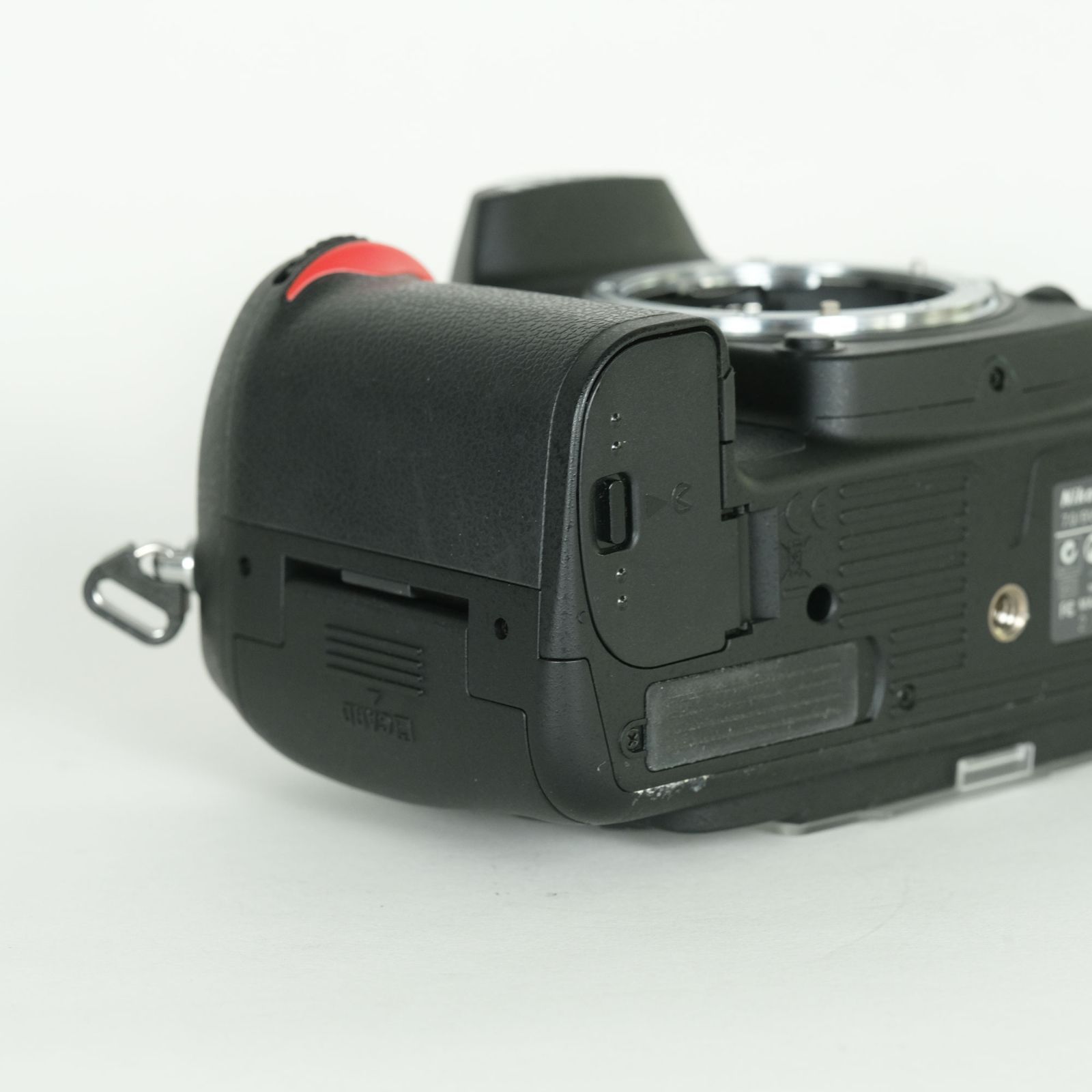 シャッター数640回 Nikon