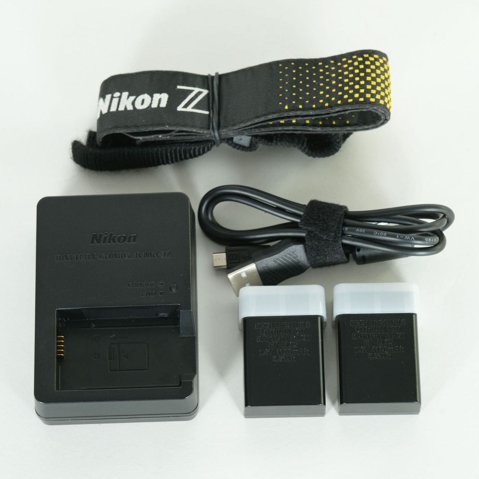 シャッター数25 370回｜バッテリー