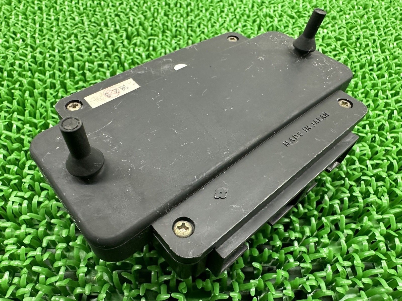 ZRX1200R ヒューズボックス 26021-1095 カワサキ 純正 中古 バイク