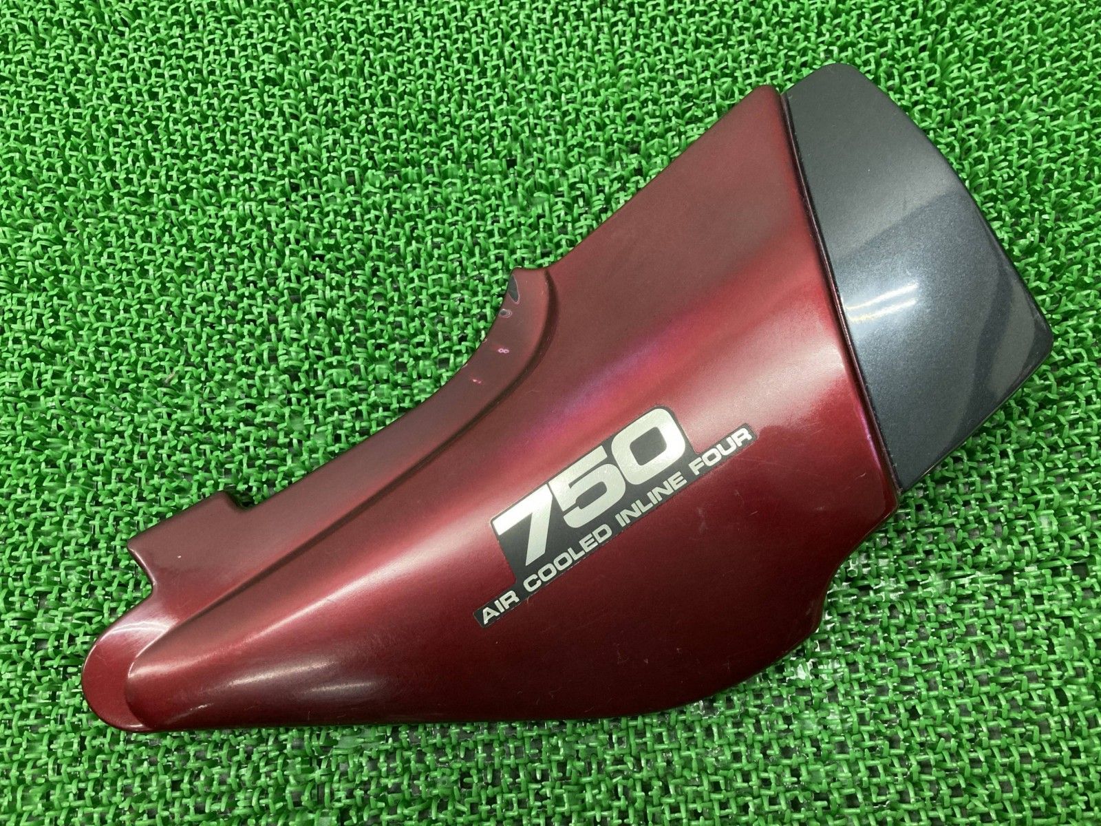 ゼファー750 サイドカバー 右 ワインM カワサキ ZR 750 C D コンディション良好 品薄 品 Ou