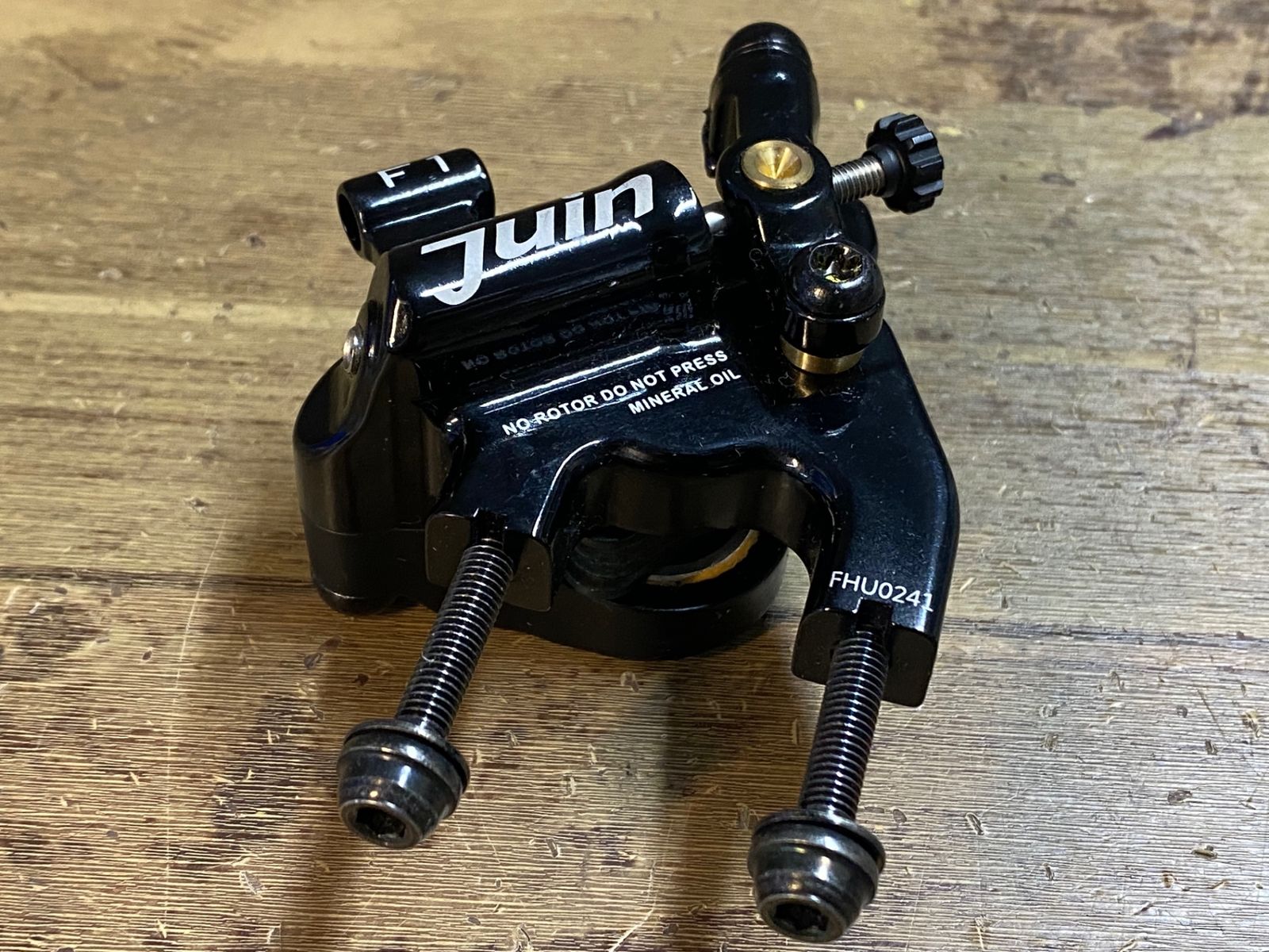 JR 803 juin tech F 1 ディスクブレーキキャリパー 片側