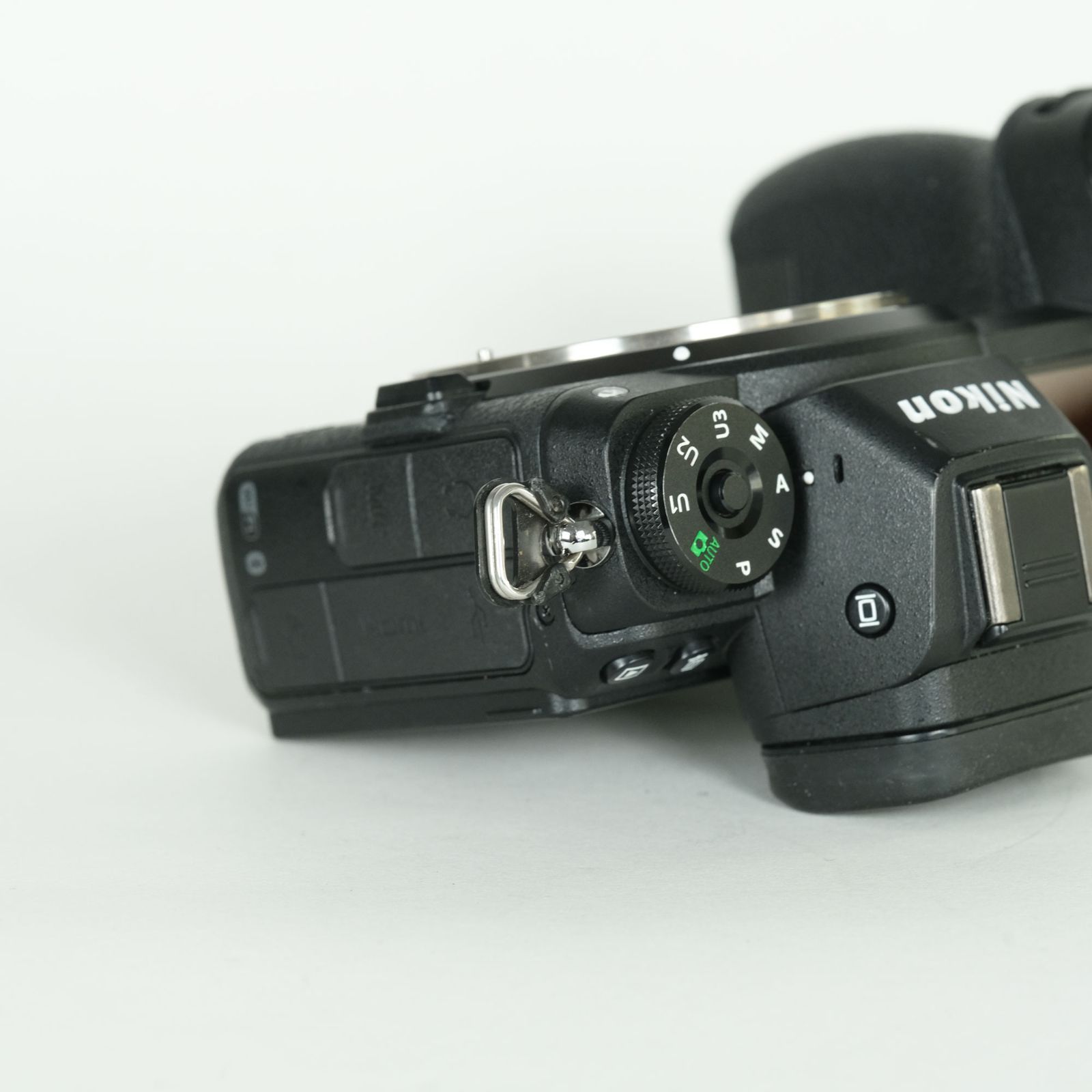 シャッター数38